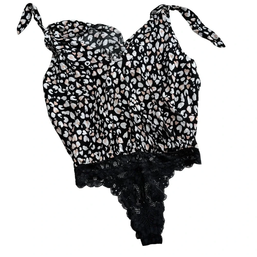FREE PEOPLE Bare It All Bodysuit Black Leopard Heart Print Lace Women's Size XS